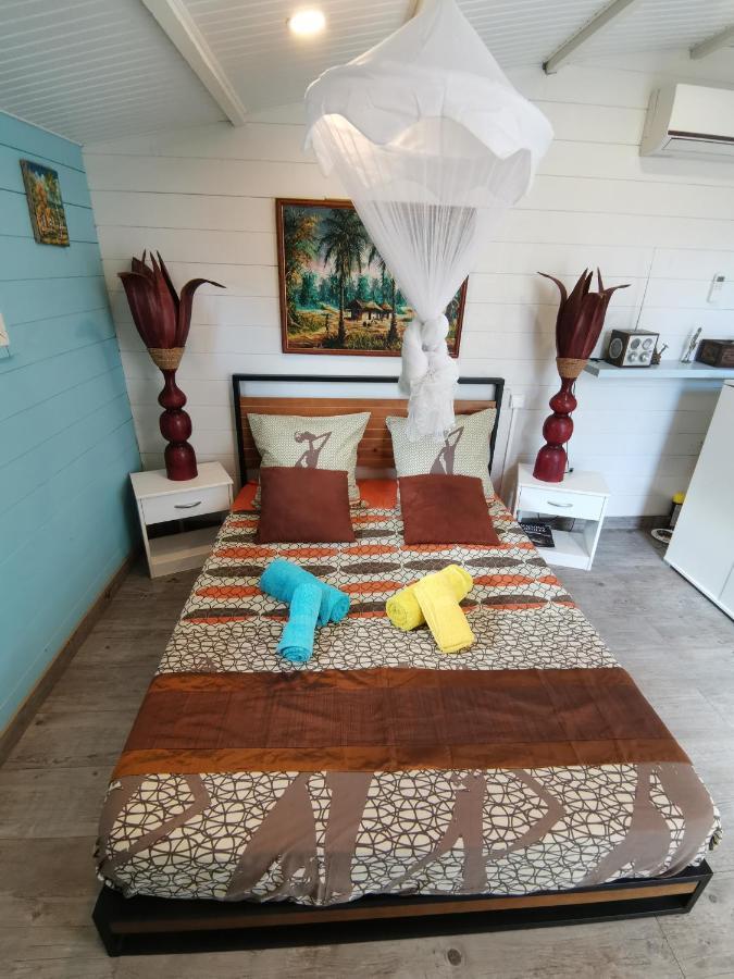 Bungalow La Perle - Jacuzzi - Piscine Saint-Francois  Exterior foto